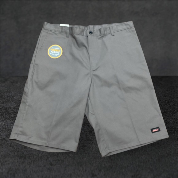 Dickies Other - NWT Dickies Mens 40 Gray Relaxed Fit Multi-Pocket Flex Work Shorts 13 Inseam